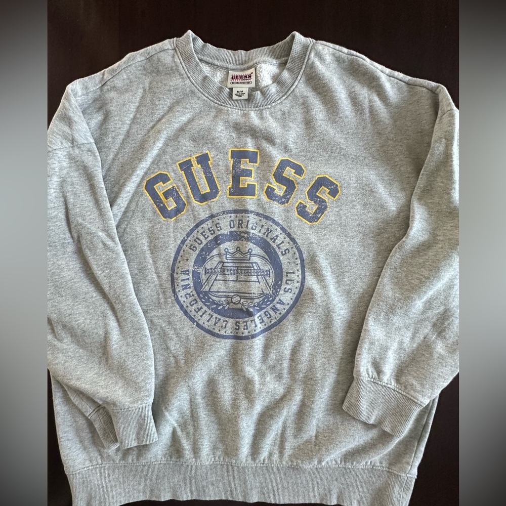 Women’s Guess Sweatshirt size medium
